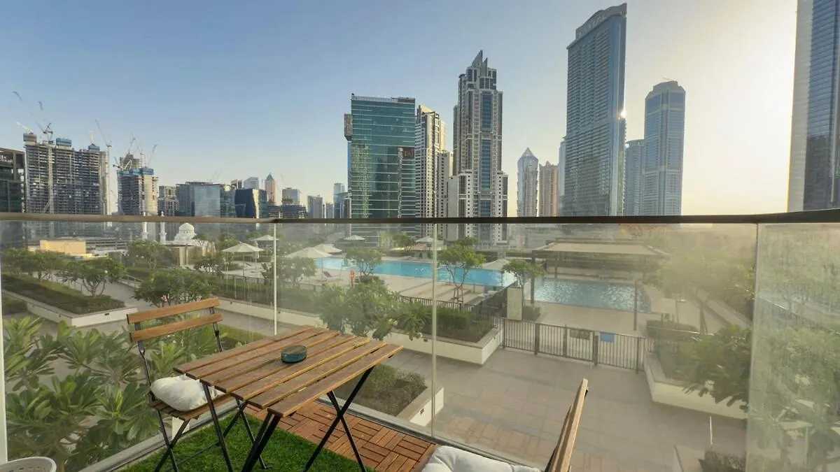 Tick - Burj Crown Luxury 2Br W Balcony & Pool View Lejlighed Dubai 0*,