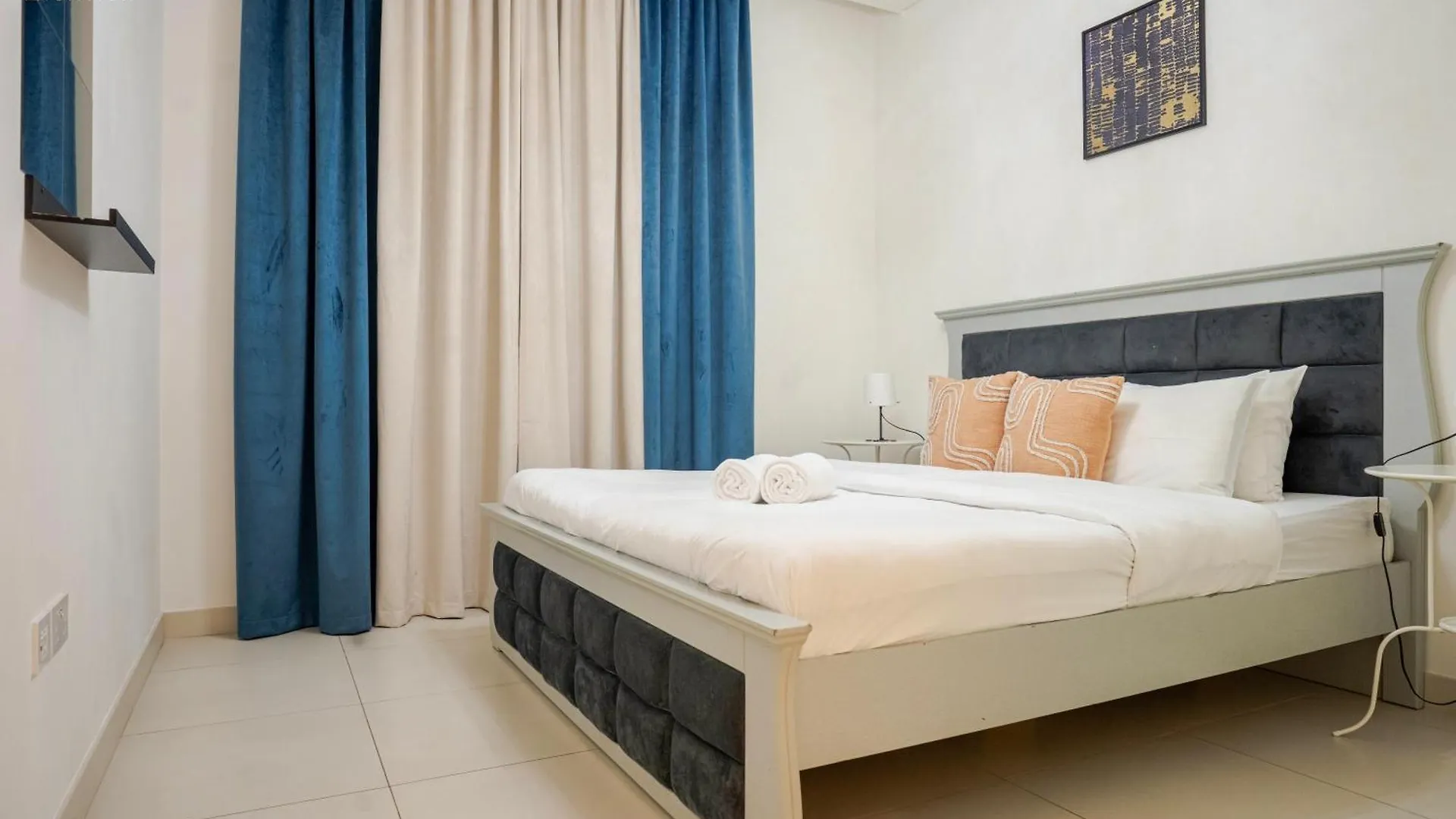 Tick - Burj Crown Luxury 2Br W Balcony & Pool View Lejlighed Dubai 0*,