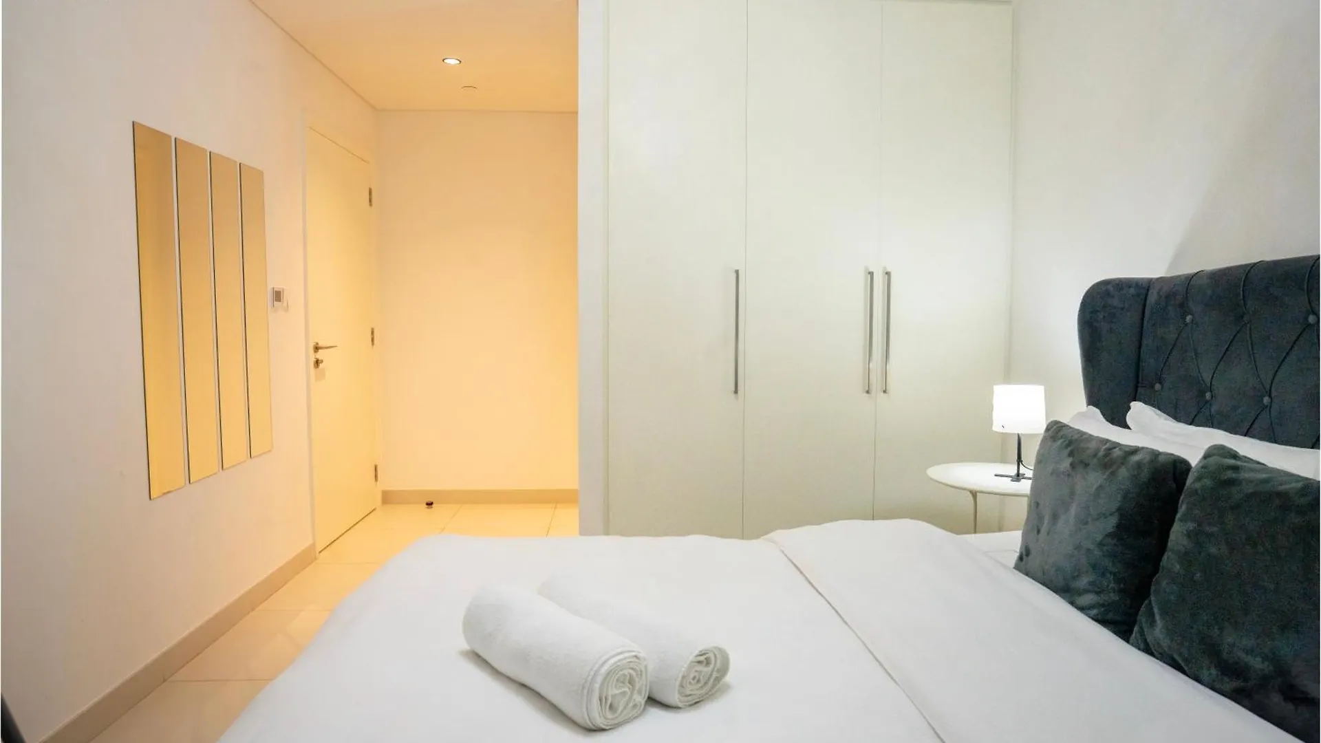 Tick - Burj Crown Luxury 2Br W Balcony & Pool View Lejlighed Dubai