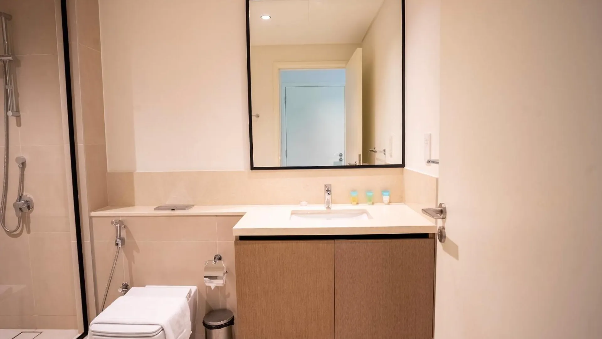 Tick - Burj Crown Luxury 2Br W Balcony & Pool View Lejlighed Dubai