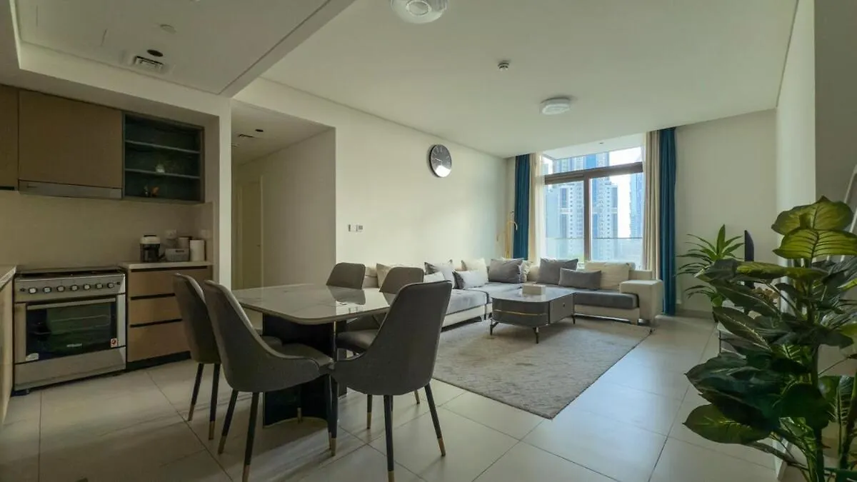 Tick - Burj Crown Luxury 2Br W Balcony & Pool View Apartment Dubai United Arab Emirates