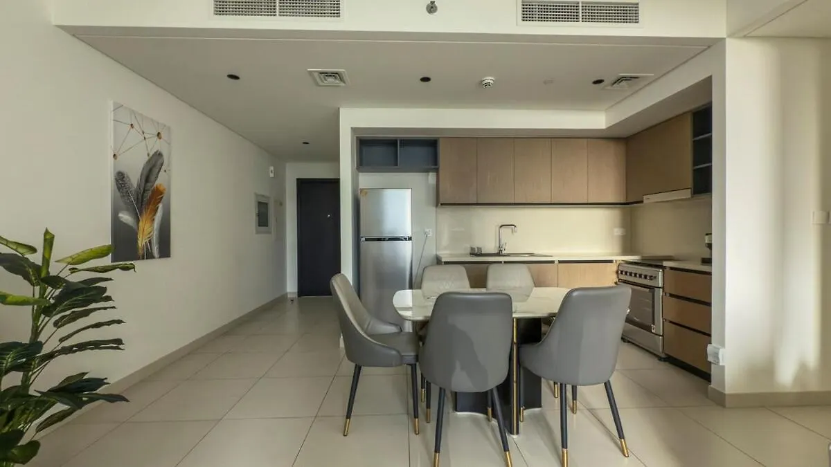 Tick - Burj Crown Luxury 2Br W Balcony & Pool View Apartment Dubai 0*,  United Arab Emirates