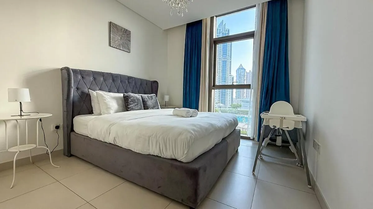 Tick - Burj Crown Luxury 2Br W Balcony & Pool View Apartment Dubai
